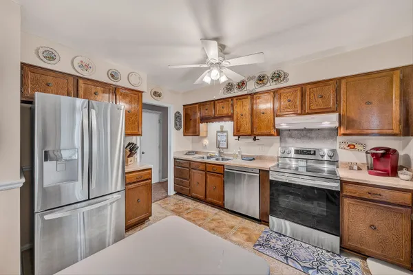 $320,000 | 3033 Parham Drive, Roanoke, VA 24014
