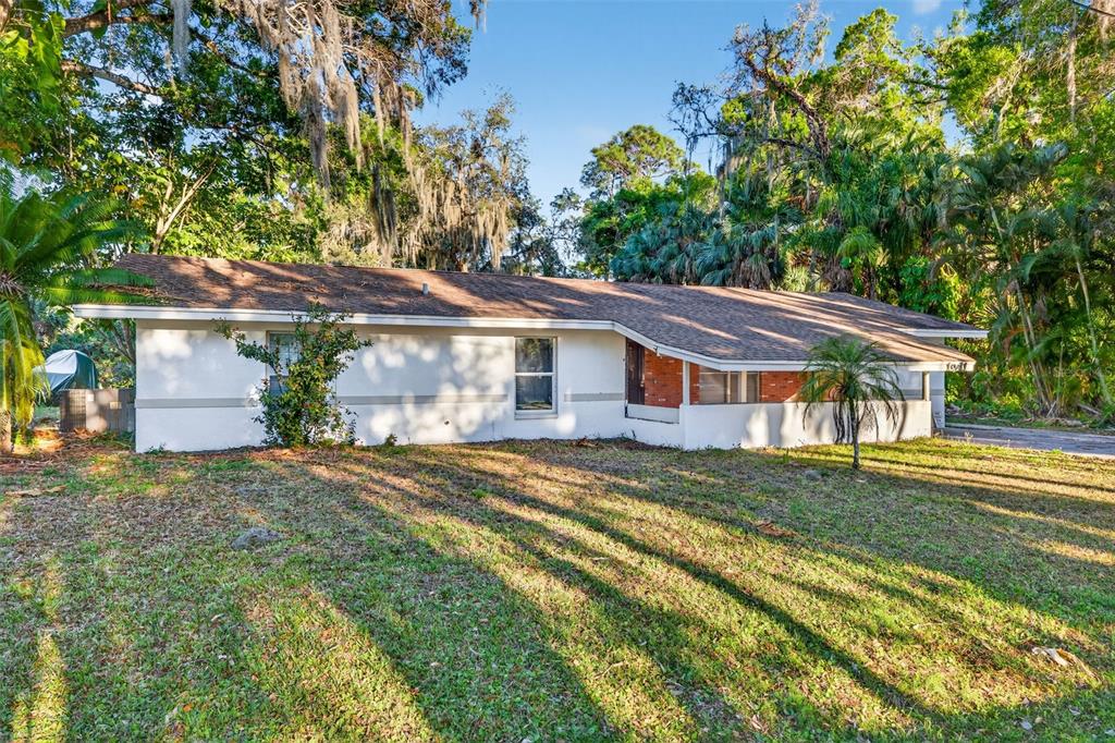 1941 Brown Road Alva, FL 33920 - Photo 2 of 29
