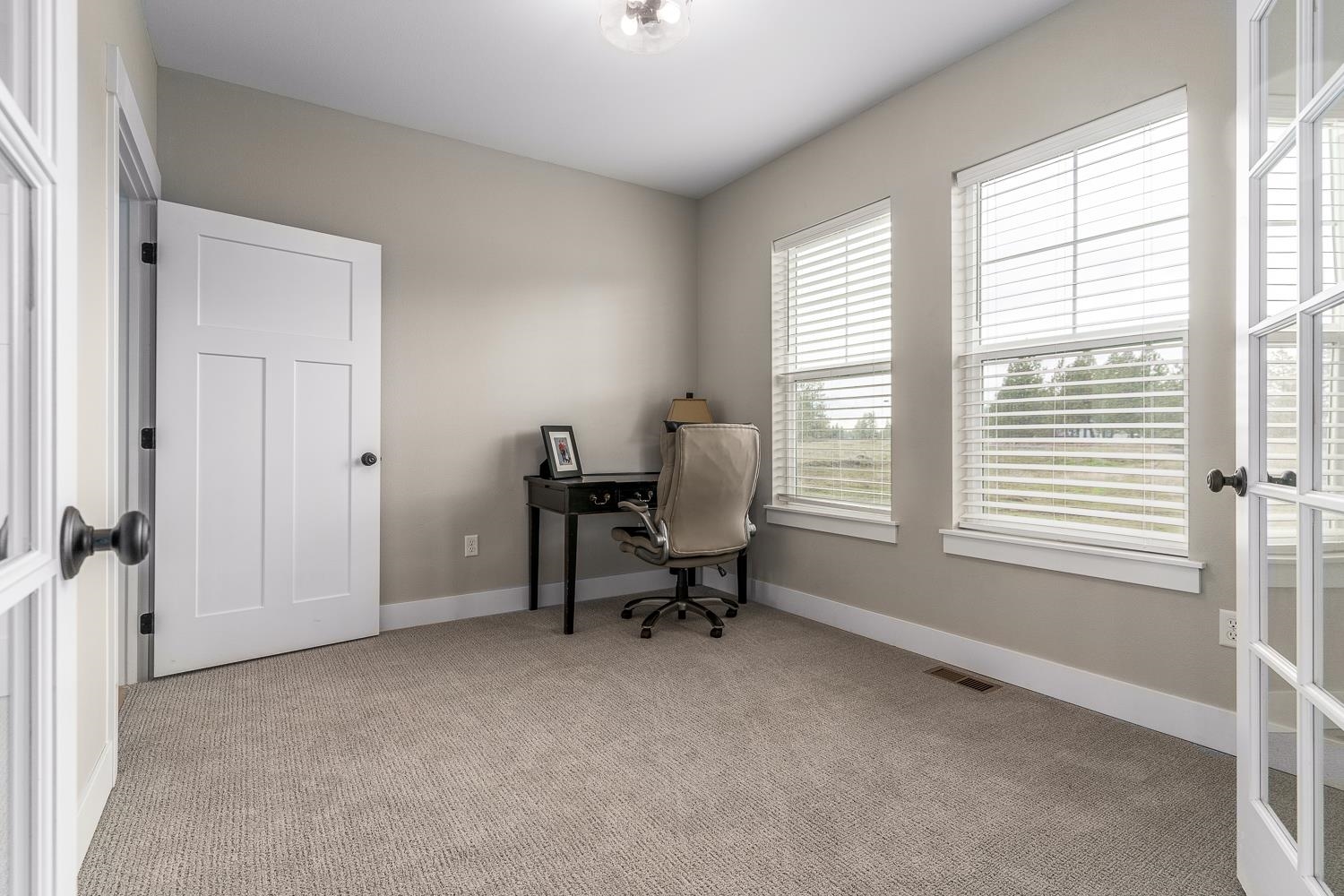 10007 South Sherman Road Spokane, WA 99224 - Photo 11 of 40