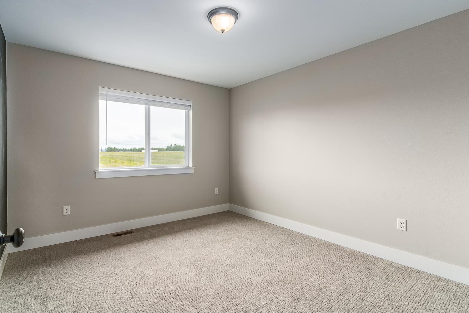 10007 South Sherman Road Spokane, WA 99224 - Photo 15 of 40