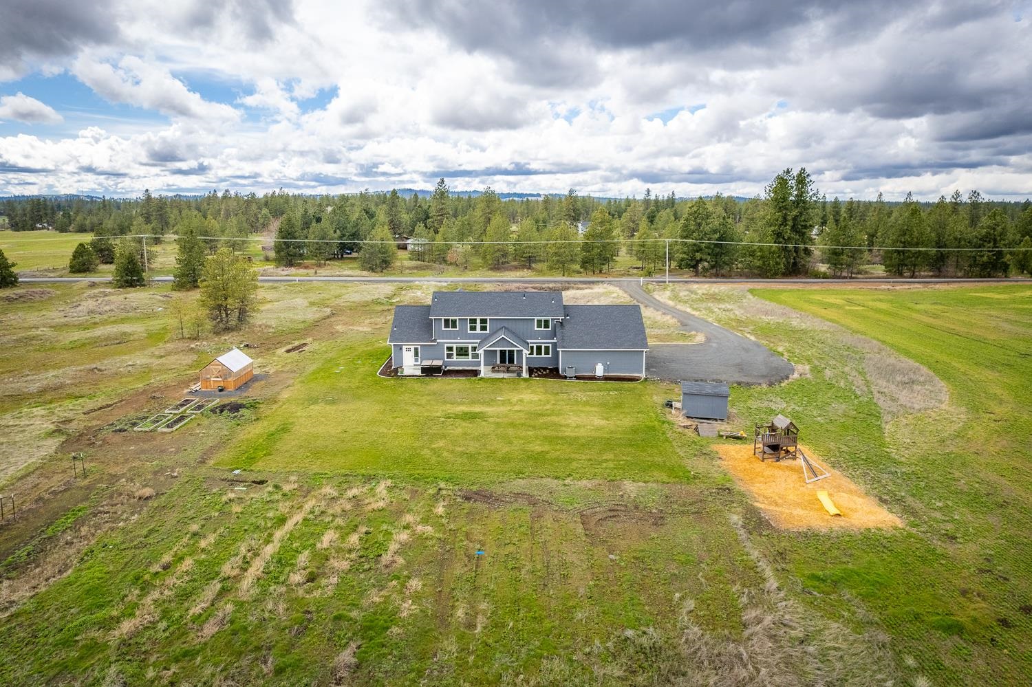 10007 South Sherman Road Spokane, WA 99224 - Photo 38 of 40
