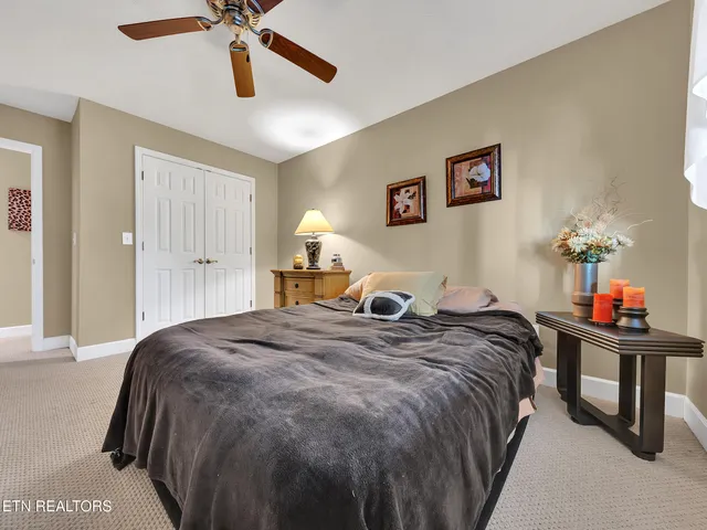 $699,900 | 110 Seminole Lane, Loudon, TN 37774