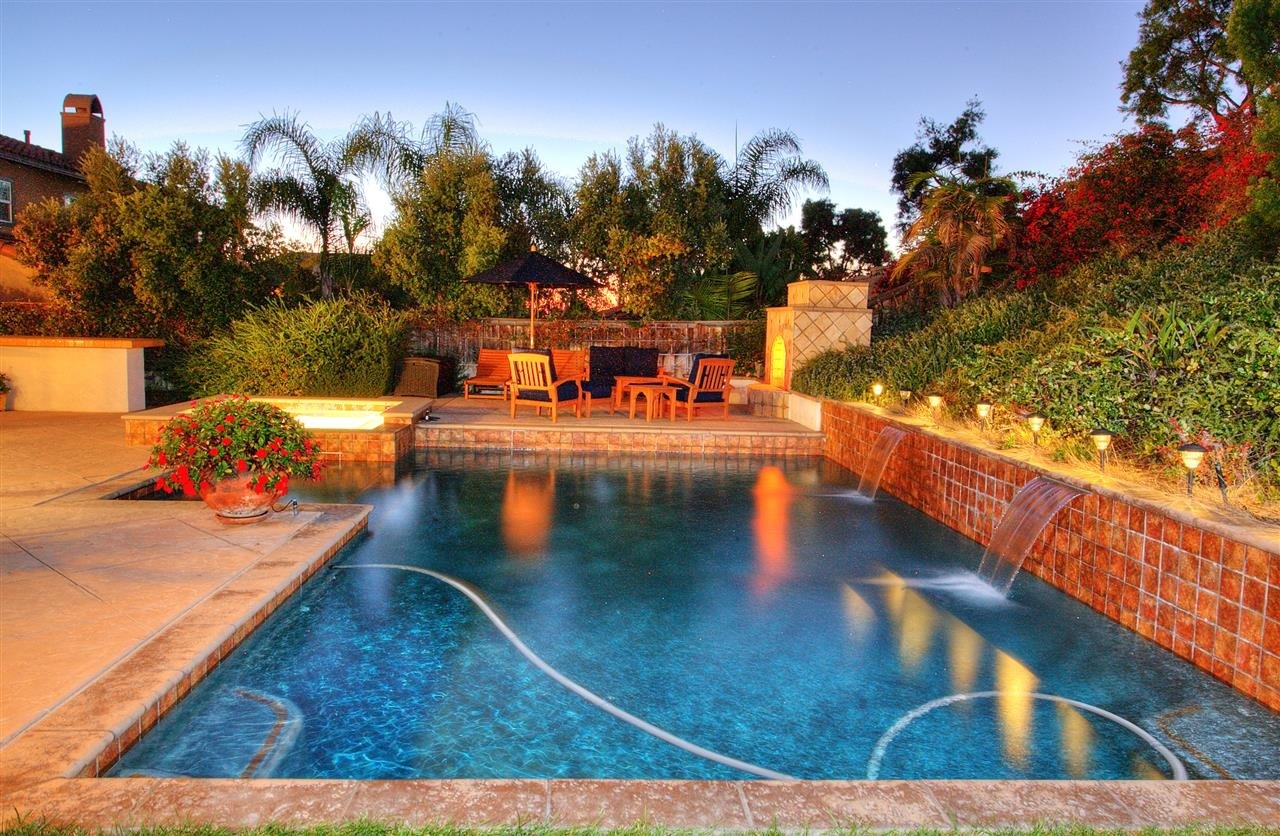2562 Discovery Road Carlsbad, CA 92009 - Photo 22 of 25 Gallery Image 22