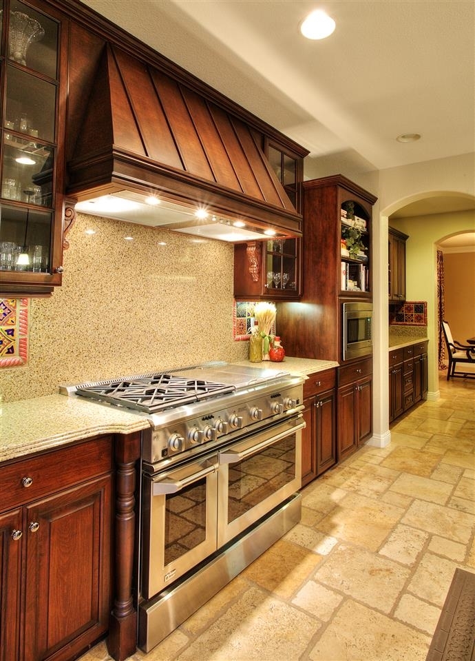2562 Discovery Road Carlsbad, CA 92009 - Photo 8 of 25 Gallery Image 8