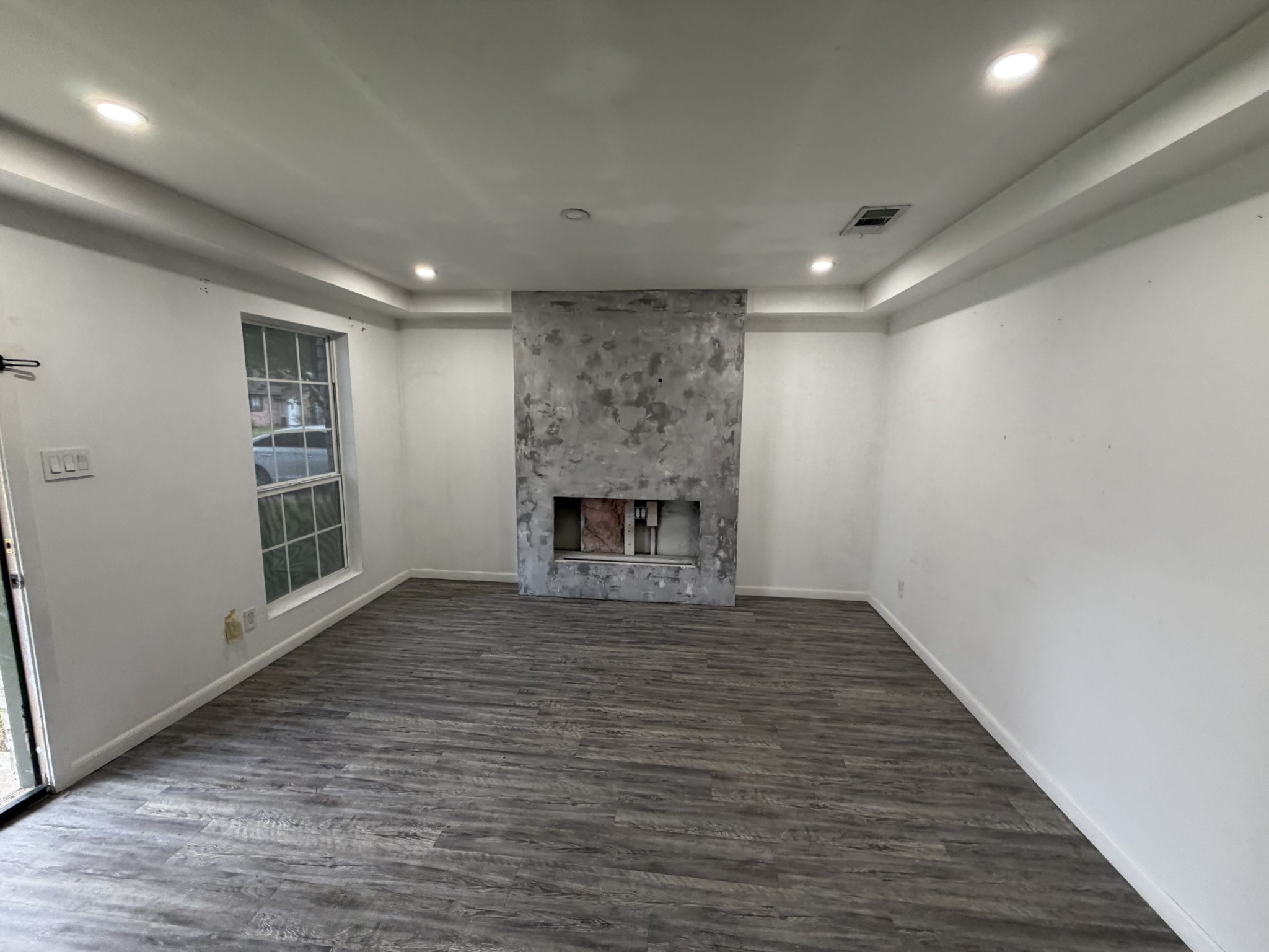 1422 Kappa Street Pasadena, TX 77504 - Photo 3 of 24