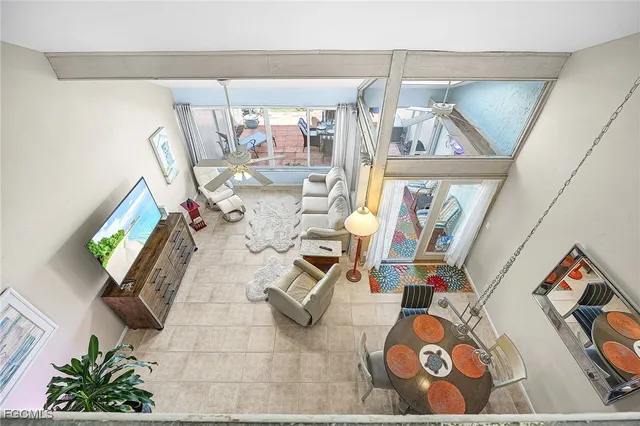 $299,999 | 1715 Southeast 46th Lane, Unit 2, Cape Coral, FL 33904