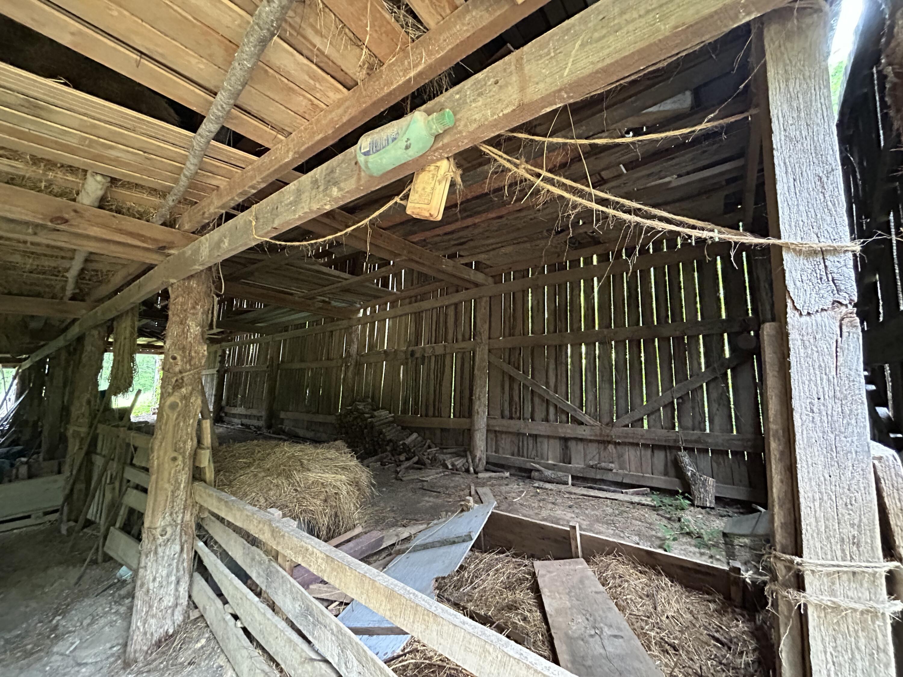 357 Sizemore Road Monticello, KY 42633 - Photo 48 of 50 Barn
