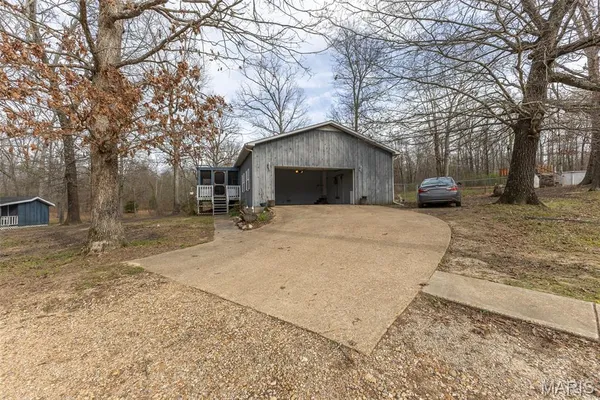$249,000 | 194 Merino Lane, Poplar Bluff, MO 63901