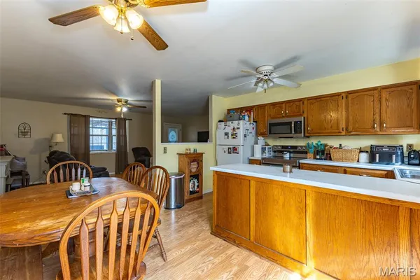 $249,000 | 194 Merino Lane, Poplar Bluff, MO 63901