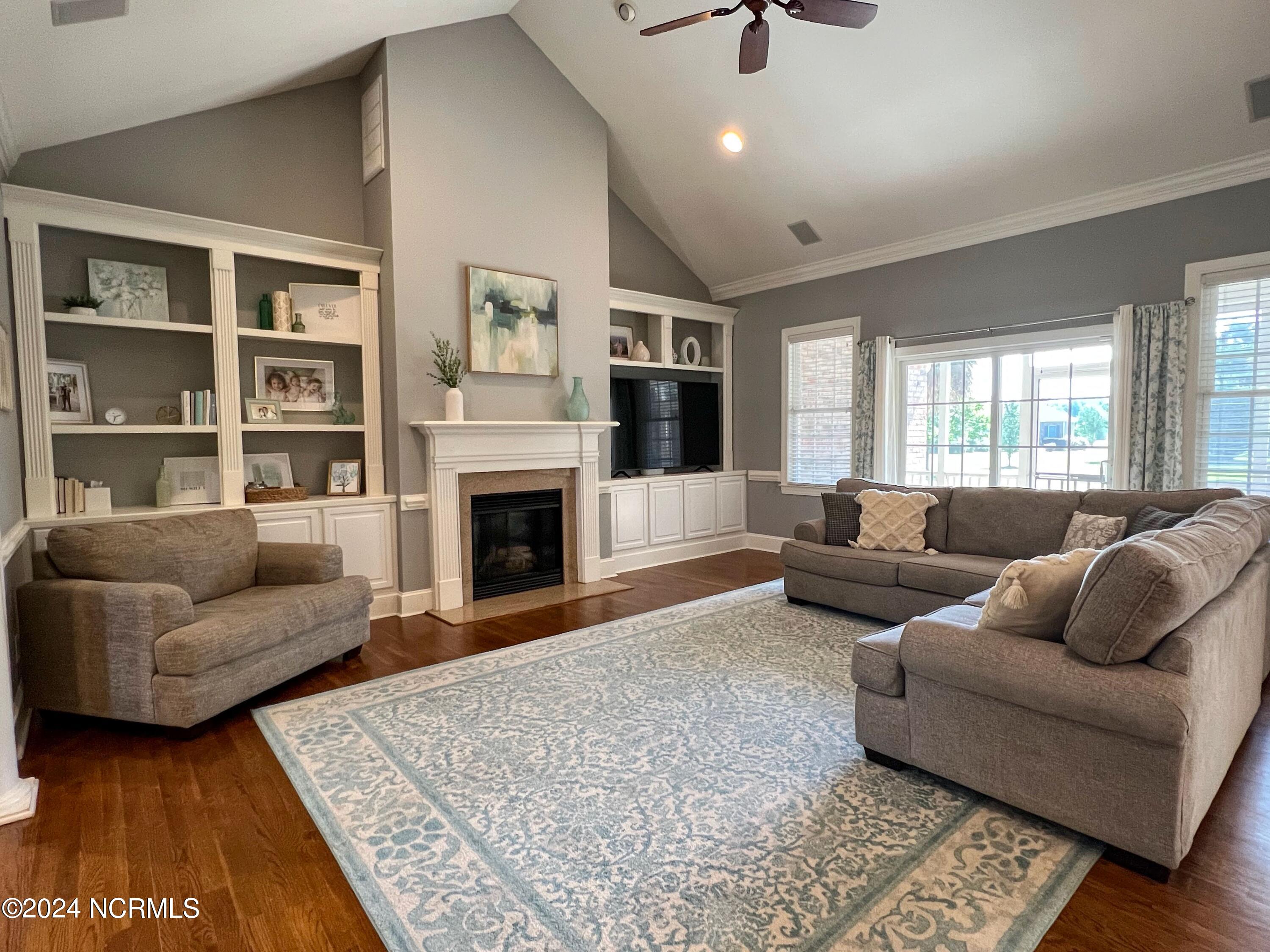 1431 Devon Drive Grimesland, NC 27837 - Photo 17 of 58 Living Room