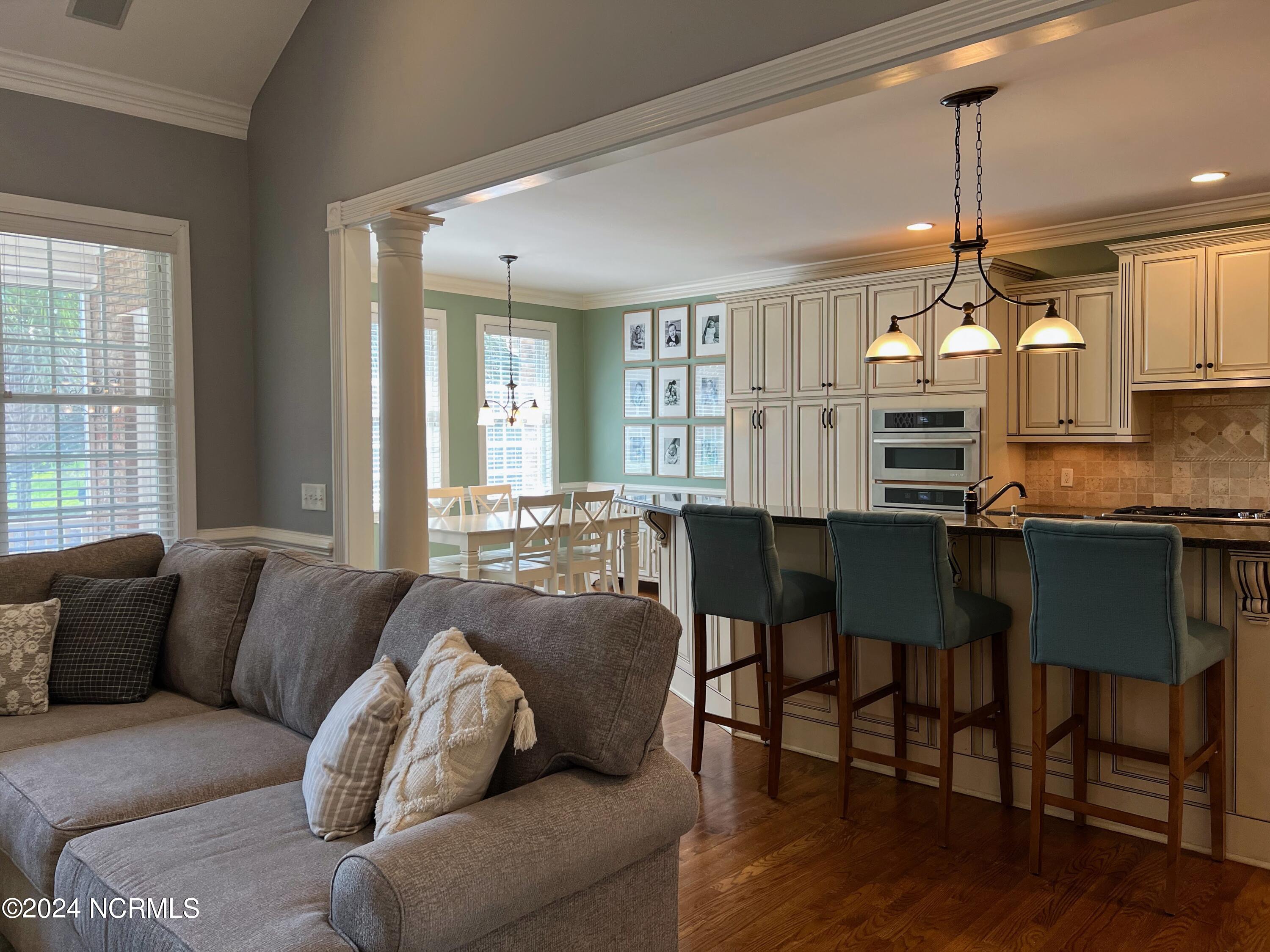 1431 Devon Drive Grimesland, NC 27837 - Photo 21 of 58 Living Room