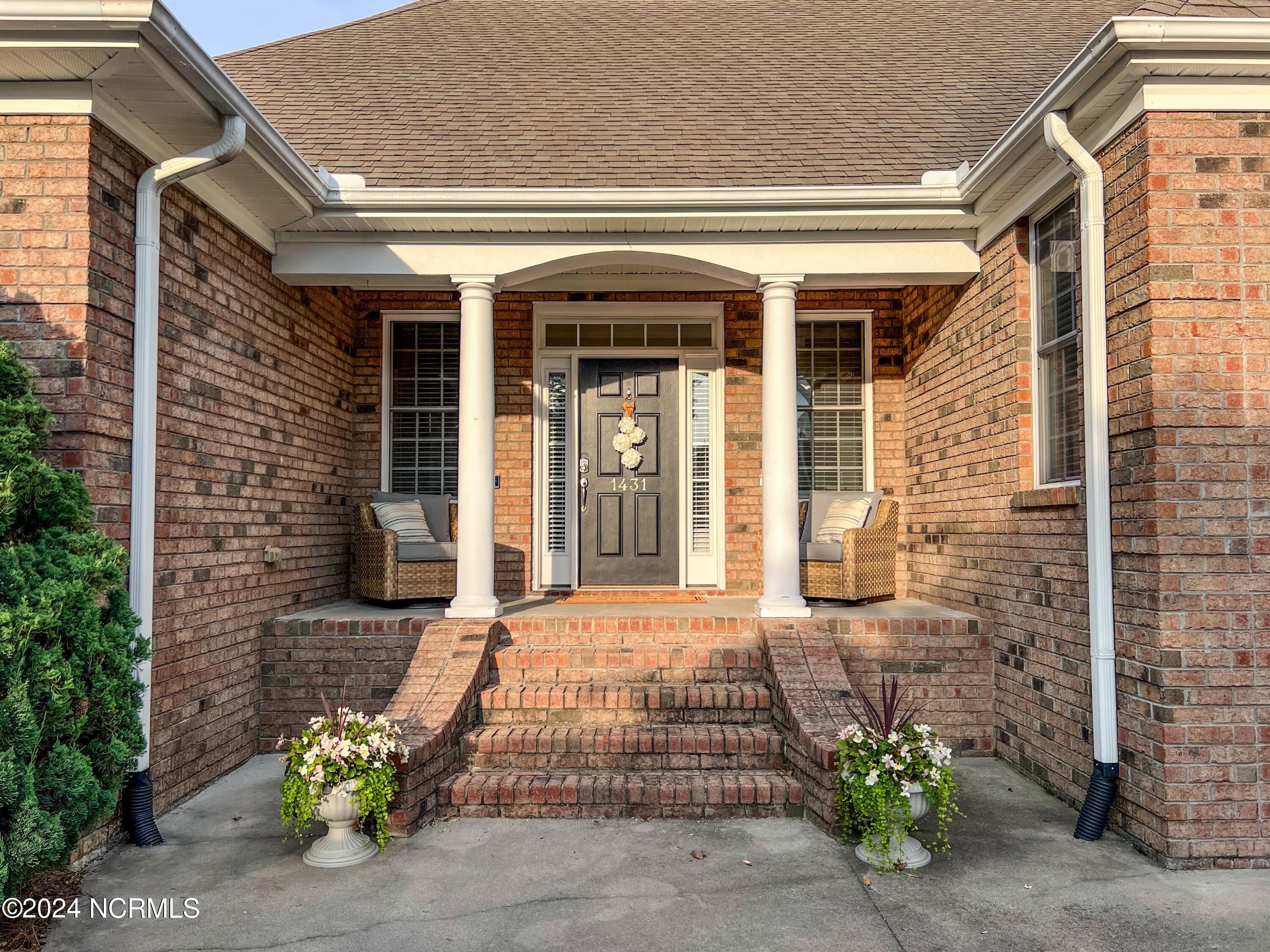 1431 Devon Drive Grimesland, NC 27837 - Photo 5 of 58 Front Porch