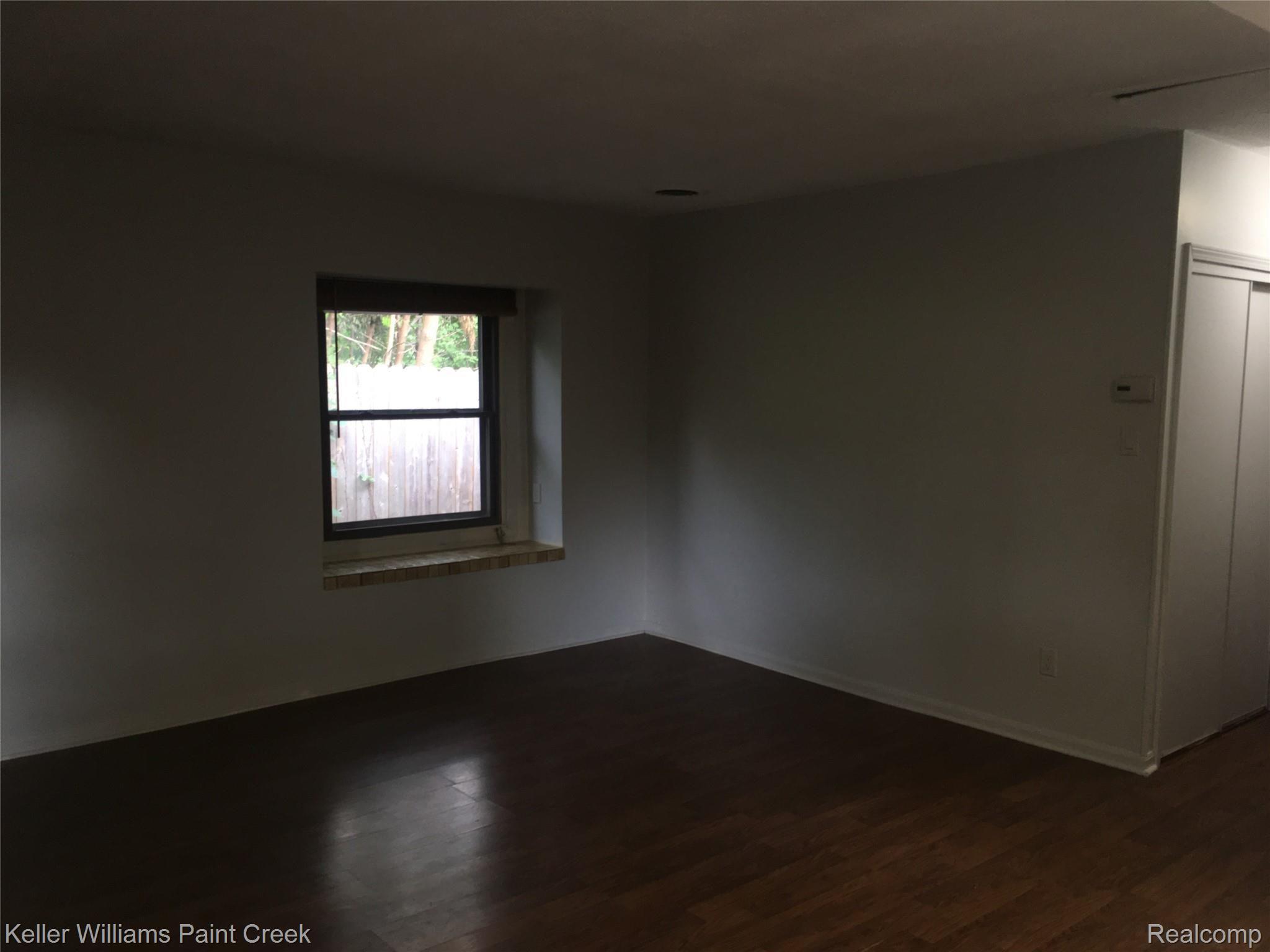 3761 West Auburn Road Rochester, MI 48309 - Photo 9 of 20 IMG_3804.JPG