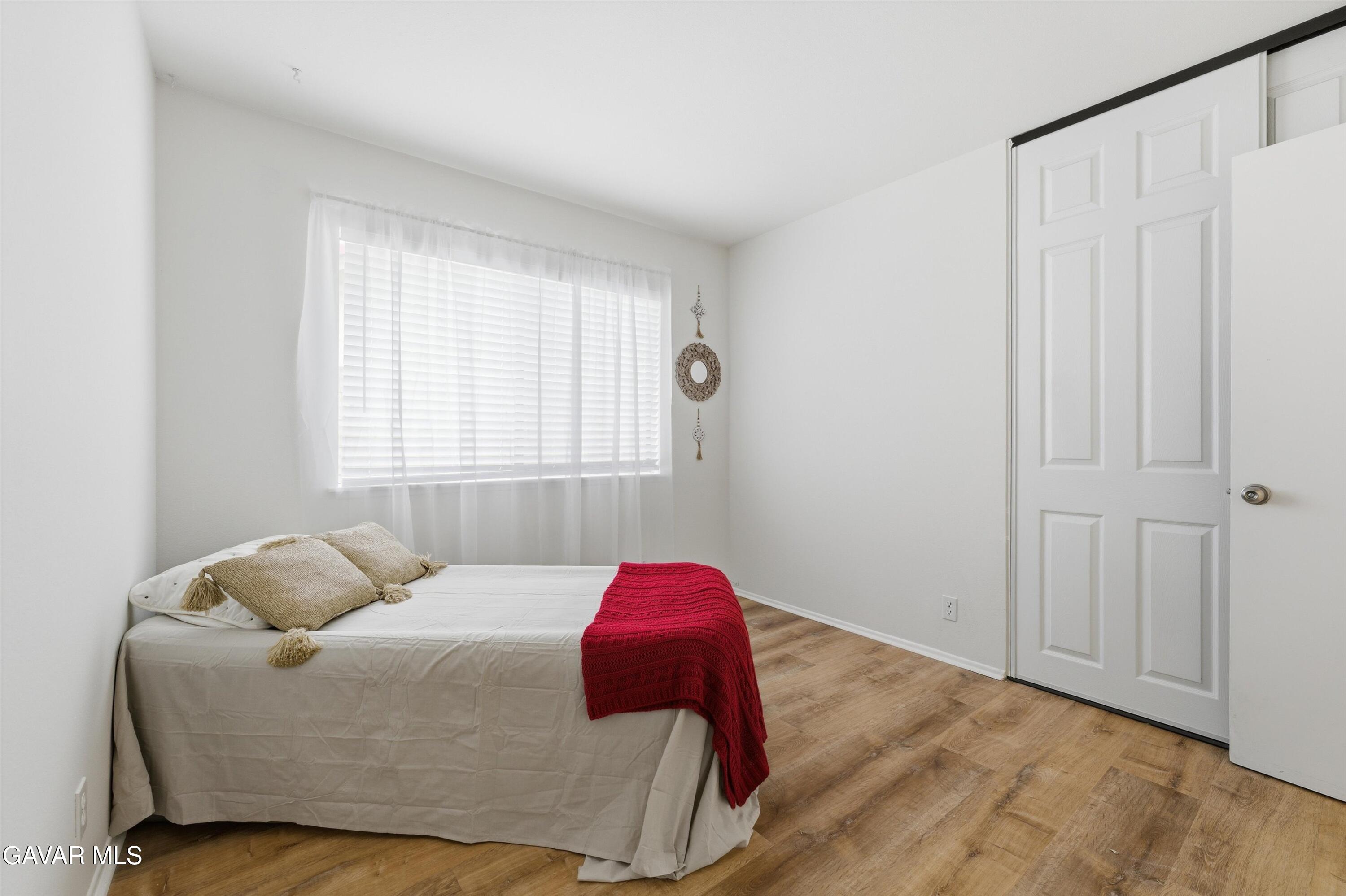 13611 Bear Valley Road Moorpark, CA 93021 - Photo 5 of 21 18-JYP02859