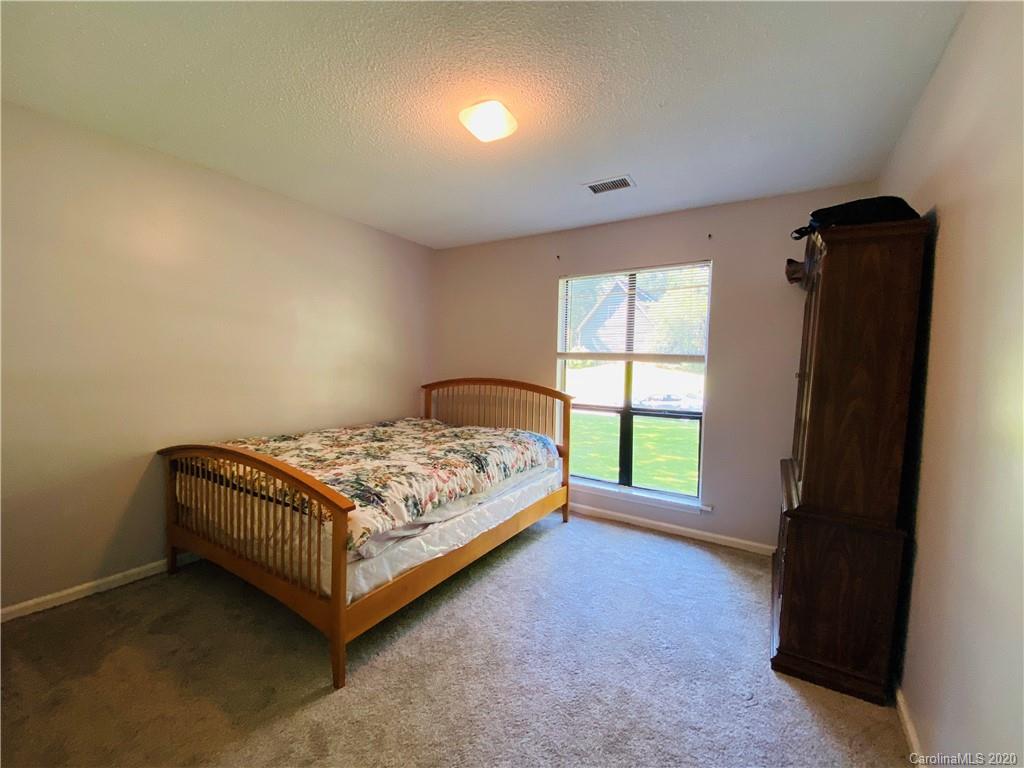 8211 Barncliff Road, Unit 2 Charlotte, NC 28227 - Photo 14 of 17 Gallery Image 14