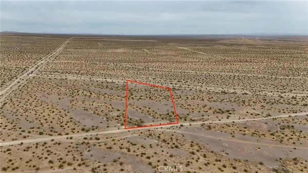 $17,000 | 725 Desert Flower Road, Adelanto, CA 92301