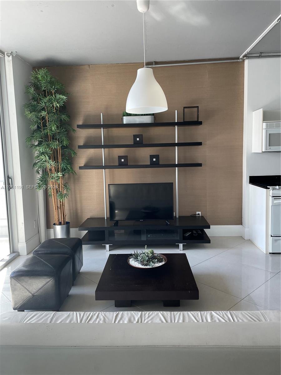 690 Southwest 1st Court, Unit 1021 Miami, FL 33130 - Photo 1 of 23