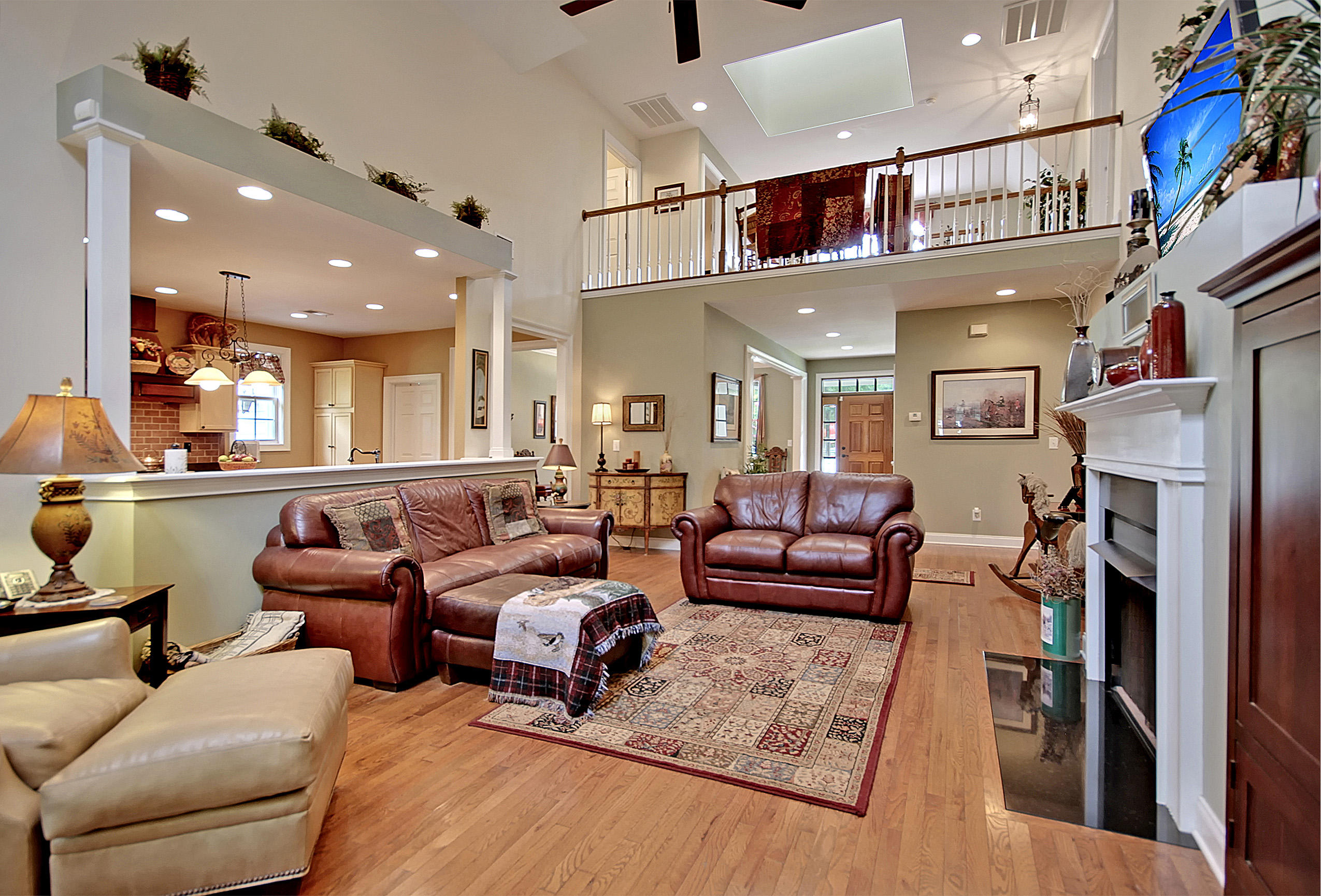 5207 County Line Road Ravenel, SC 29470 - Photo 13 of 43 Living Room