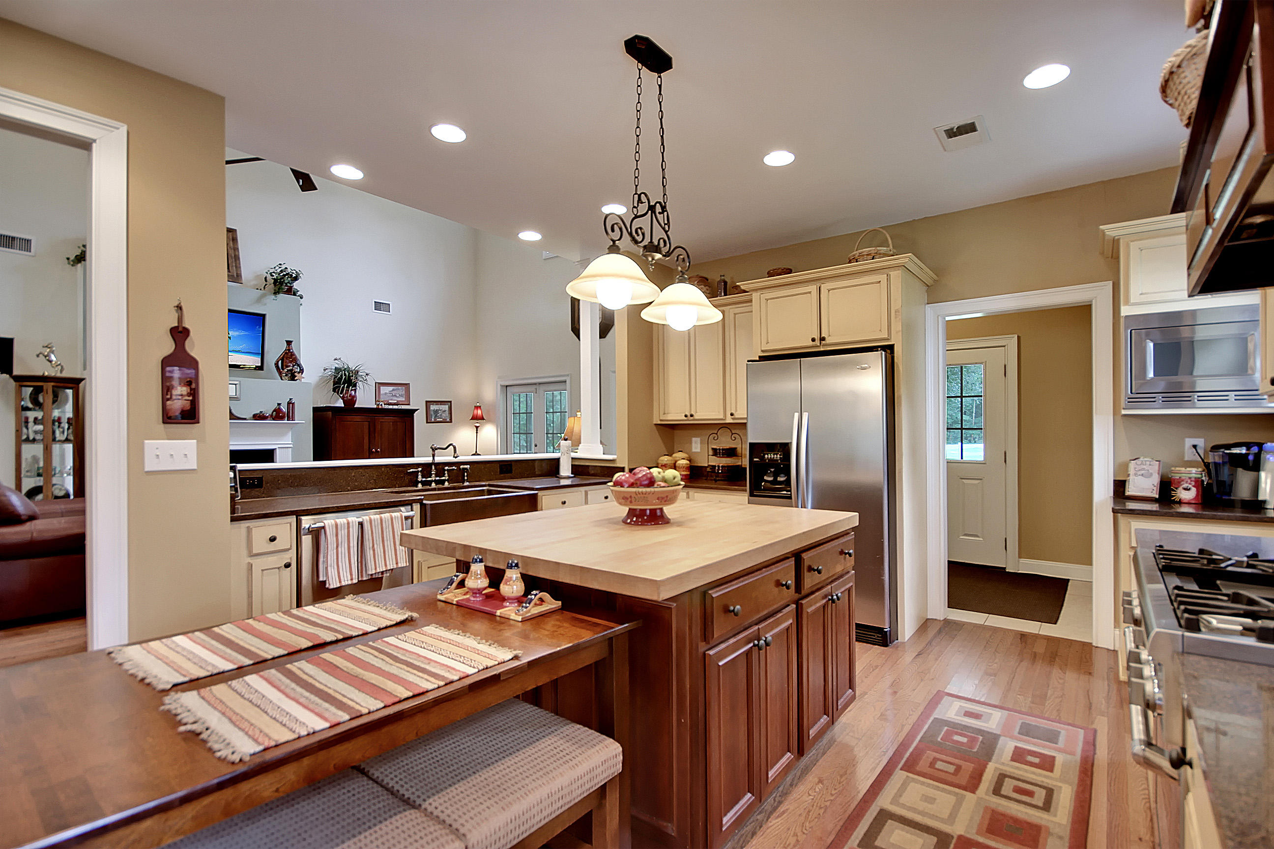 5207 County Line Road Ravenel, SC 29470 - Photo 15 of 43 Kitchen