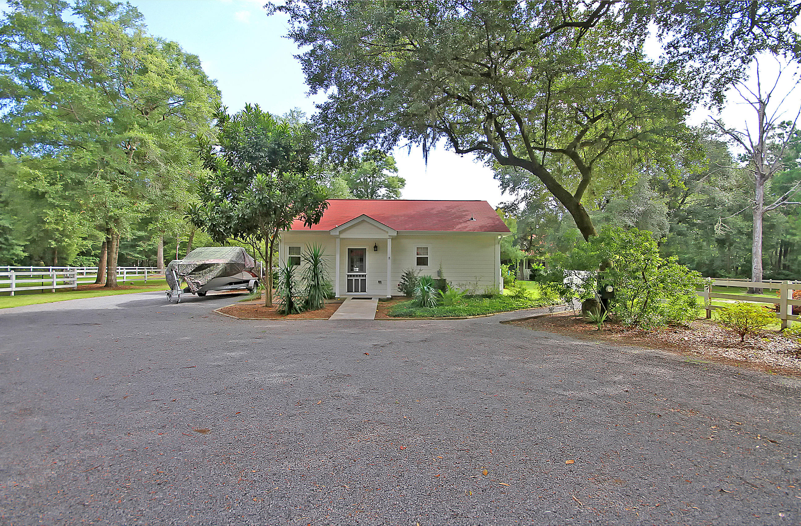 5207 County Line Road Ravenel, SC 29470 - Photo 32 of 43 Guest Cottage