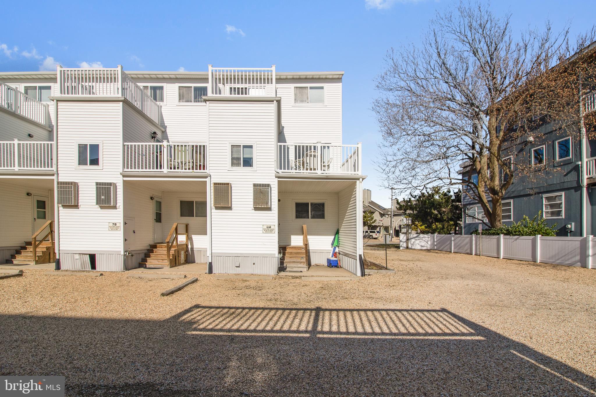 24 Dickinson Street, Unit 8A Dewey Beach, DE 19971 - Photo 26 of 34