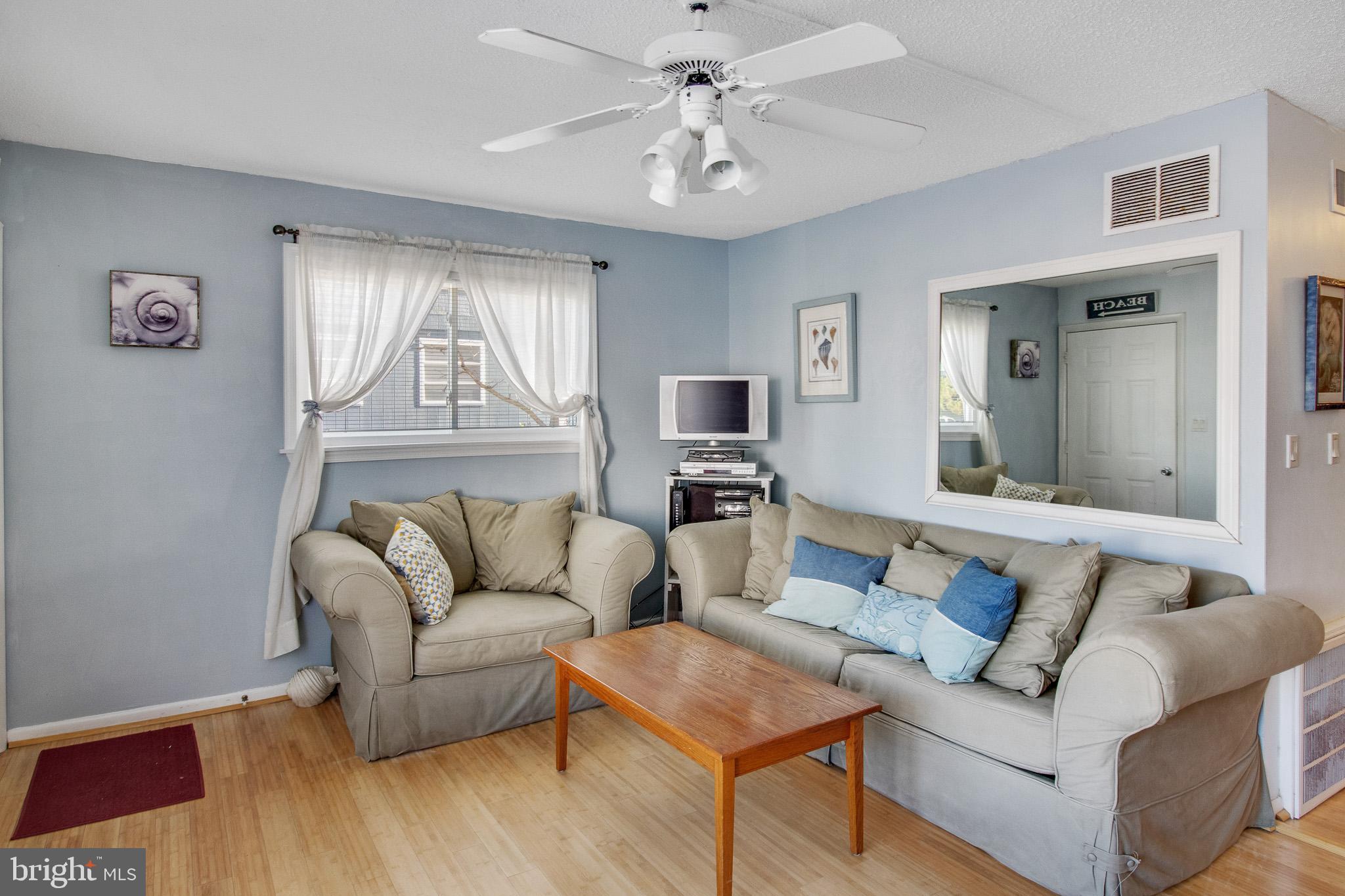 24 Dickinson Street, Unit 8A Dewey Beach, DE 19971 - Photo 9 of 34