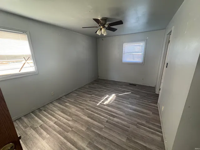 $225,000 | 65101 Highway 931, Lakeville, IN 46536