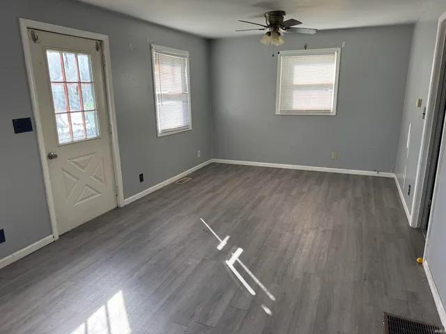 $225,000 | 65101 Highway 931, Lakeville, IN 46536