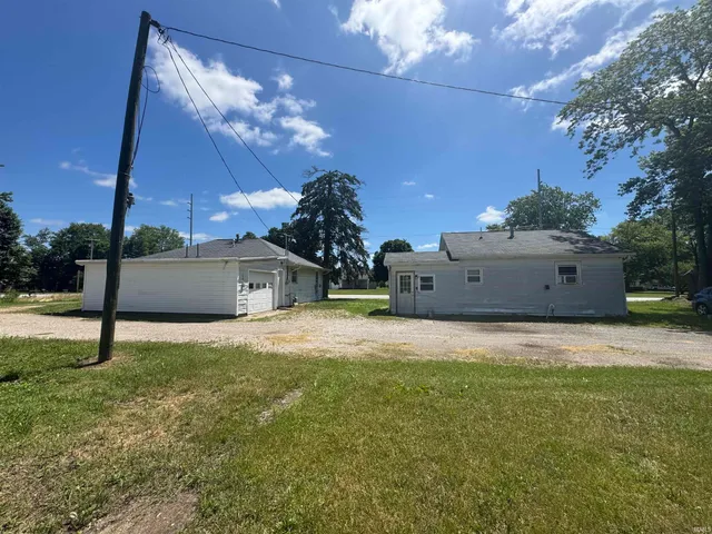 $225,000 | 65101 Highway 931, Lakeville, IN 46536