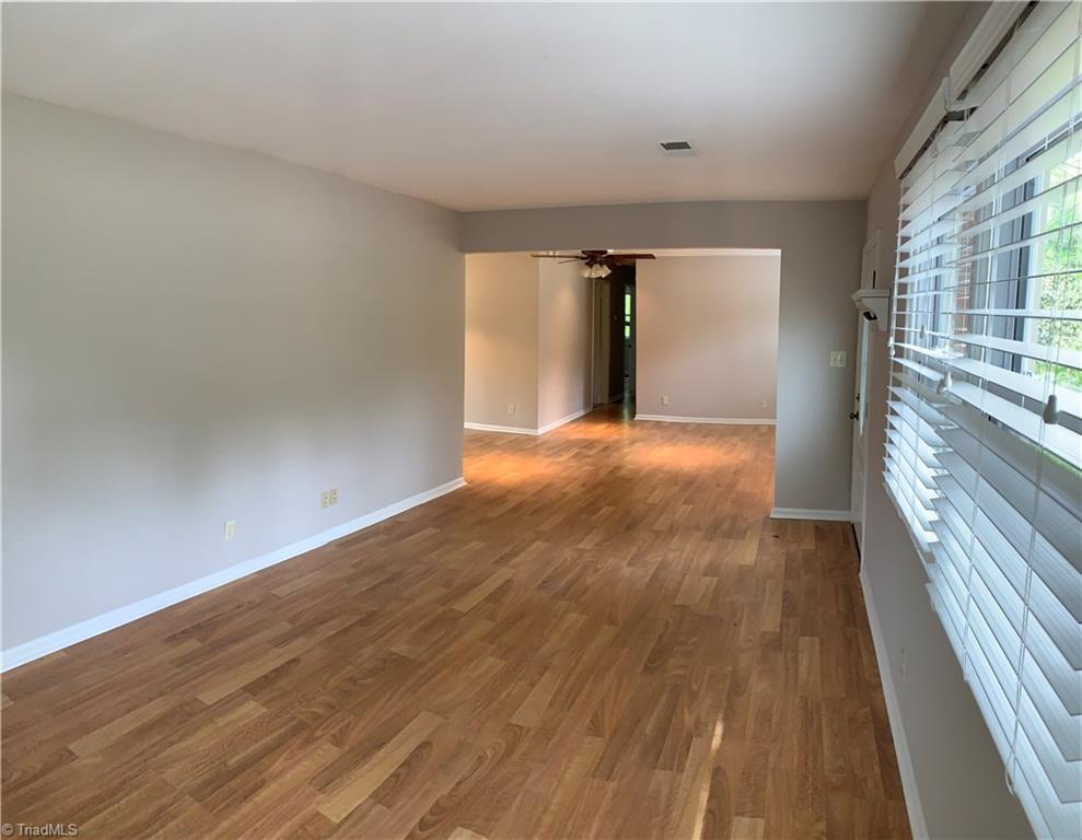 3896 Lewiston Road Summerfield, NC 27358 - Photo 4 of 16 Living room.