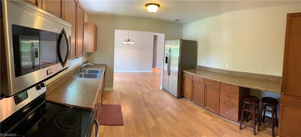 3896 Lewiston Road Summerfield, NC 27358 - Photo 8 of 16 Kitchen