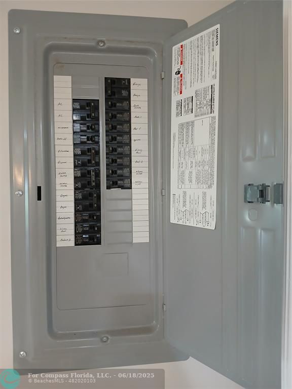 907 Cypress Terrace, Unit 104 Pompano Beach, FL 33069 - Photo 27 of 40