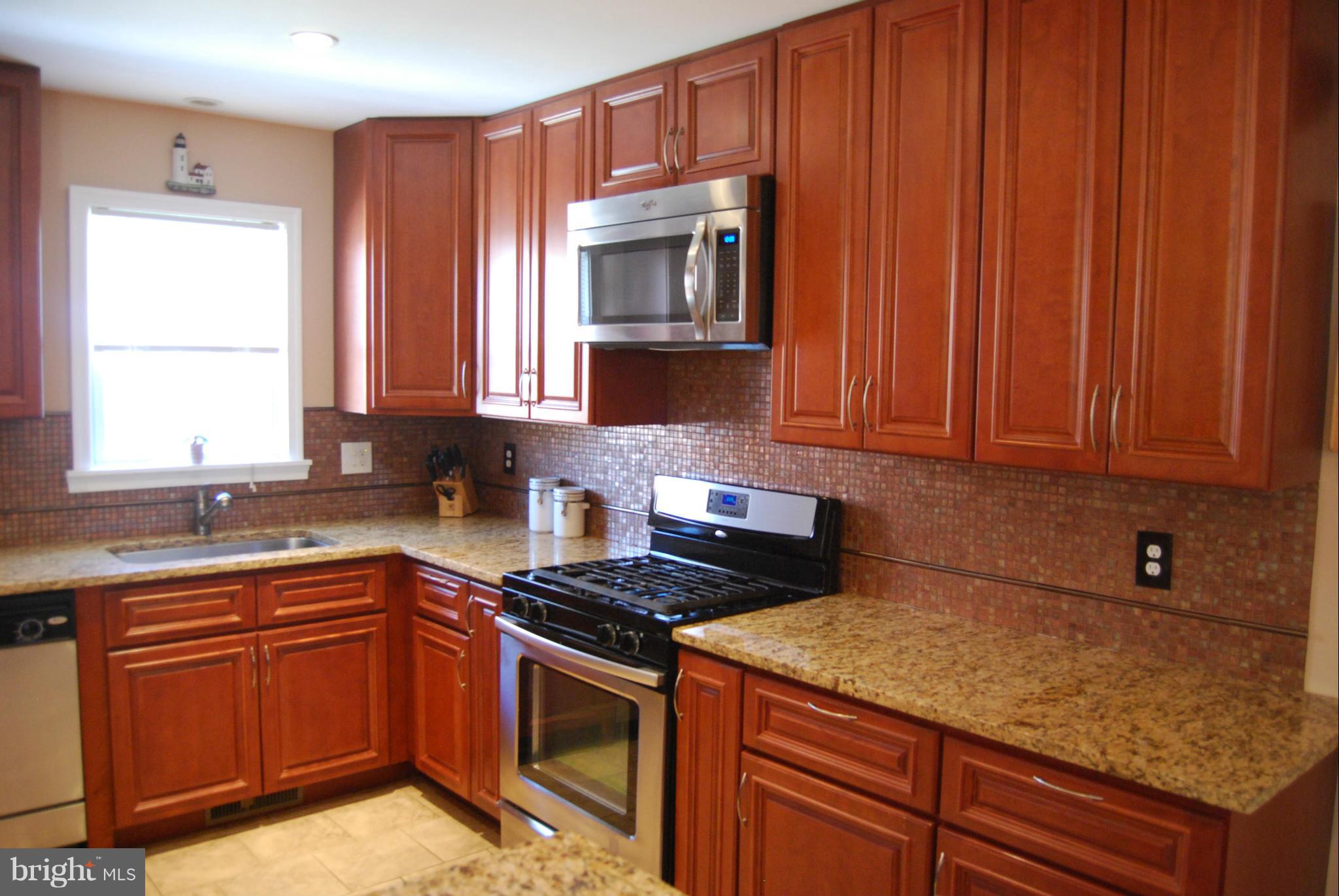 8127 Woodhaven Road Baltimore, MD 21237 - Photo 12 of 29 Kitchen