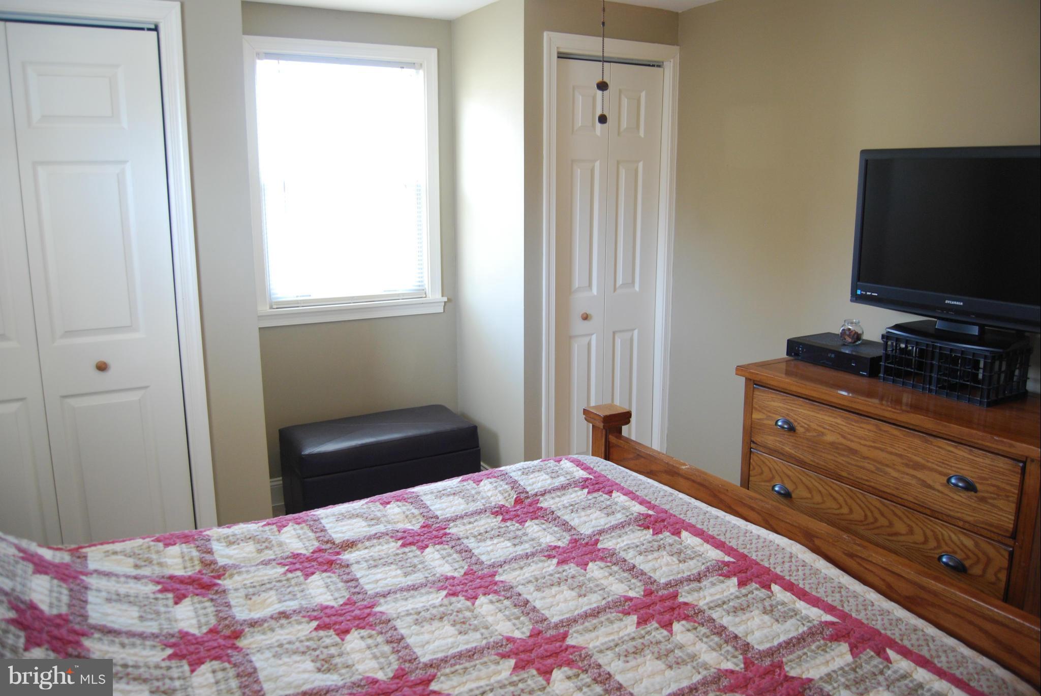 8127 Woodhaven Road Baltimore, MD 21237 - Photo 22 of 29 Bedroom (Master)