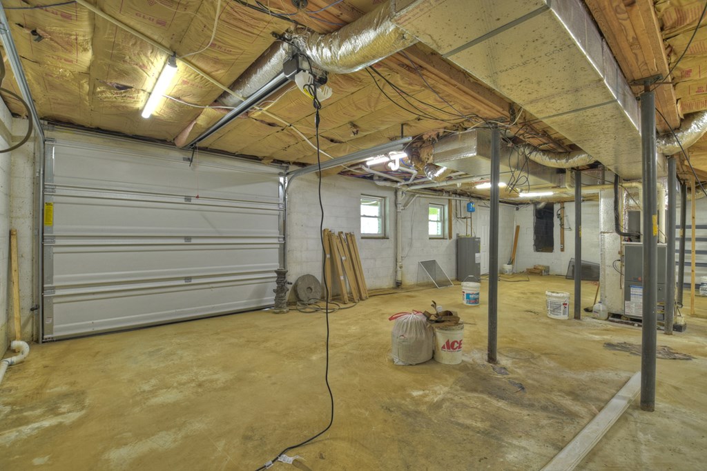 975 Goss Road Epworth, GA 30541 - Photo 35 of 59 a view of a indoor garage