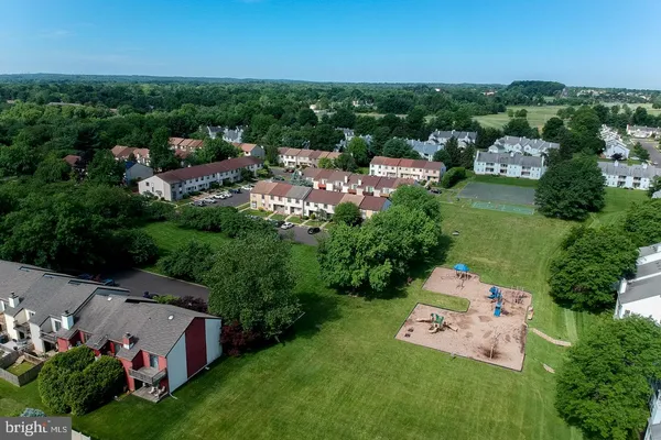 $399,900 | 5017 Hopkins Court, Southampton, PA 18966