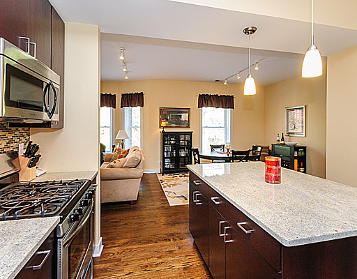 1951 West Byron Street, Unit 2W Chicago, IL 60613 - Photo 4 of 15