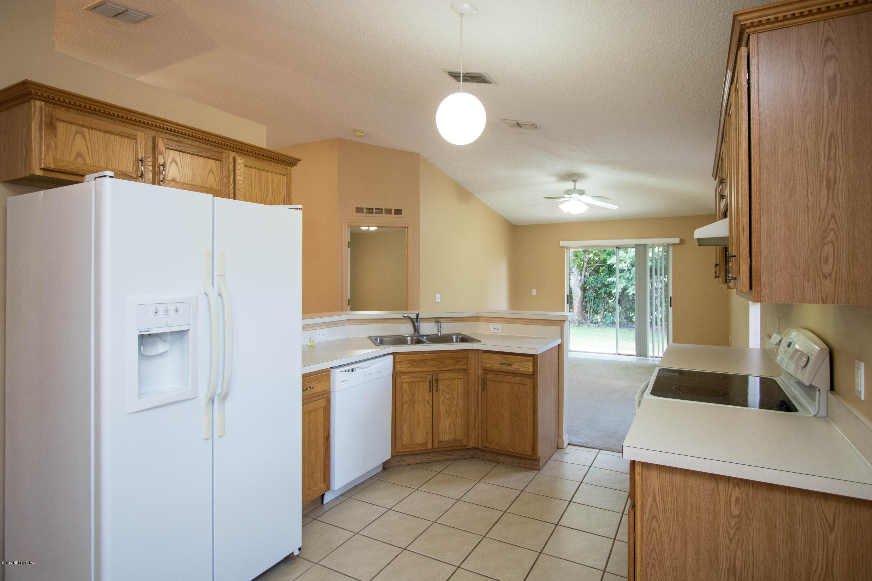 2999 Valkyrie Road Middleburg, FL 32068 - Photo 12 of 32 Kitchen