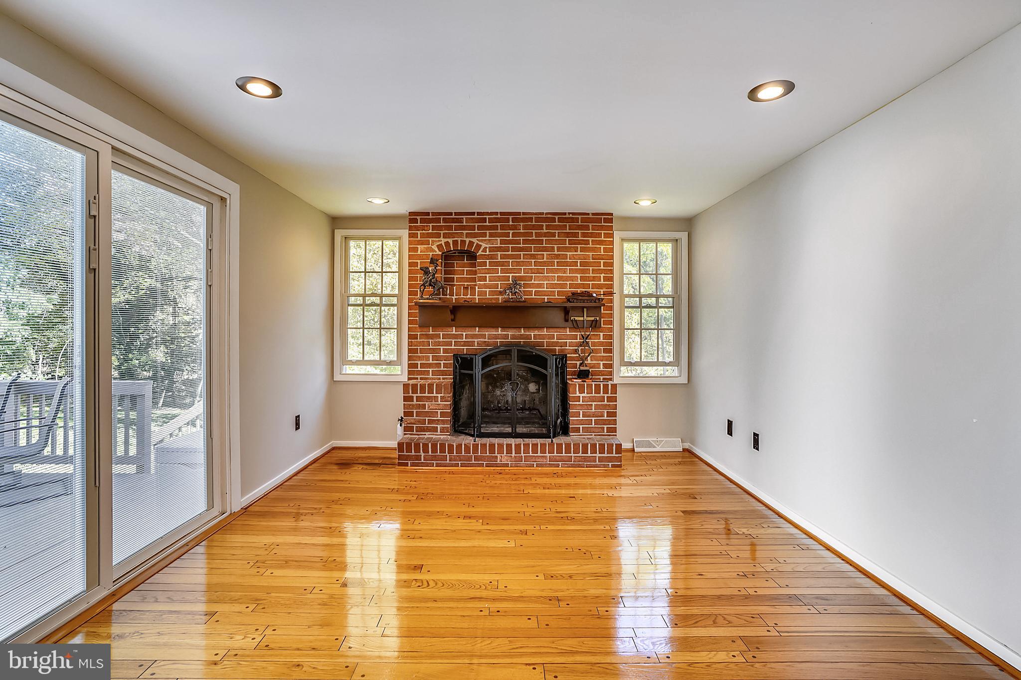 9537 Pamplona Road Columbia, MD 21045 - Photo 17 of 28 Gallery Image 17