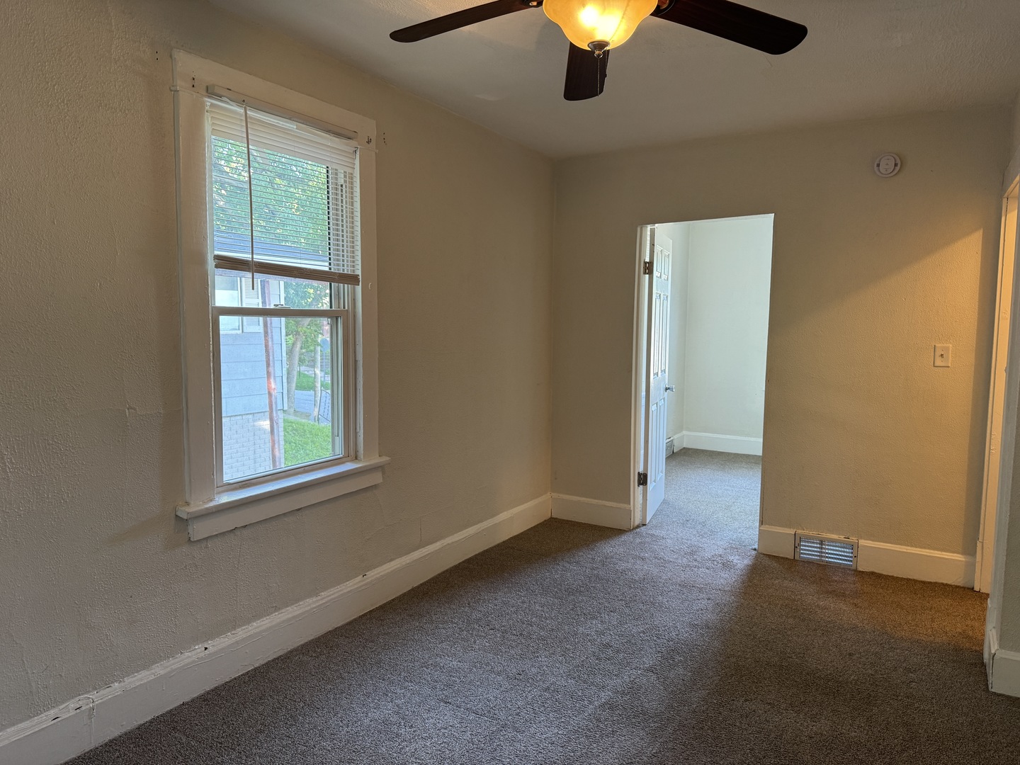 151 6th Street Silvis, IL 61282 - Photo 8 of 14