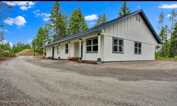 $599,999 | 32988 10th Avenue, Spirit Lake, ID 83869