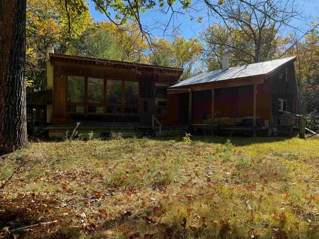 $259,900 | 22 Ronald Road, Albany, NH 03818