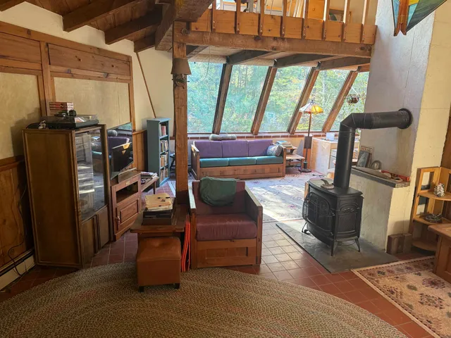 $259,900 | 22 Ronald Road, Albany, NH 03818