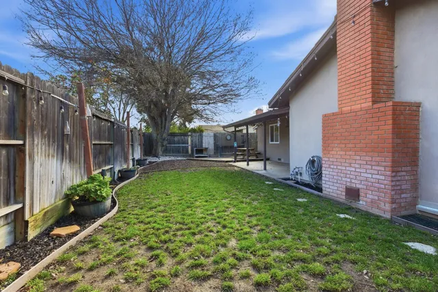 $464,900 | 1316 Sharonwood Drive, Modesto, CA 95355