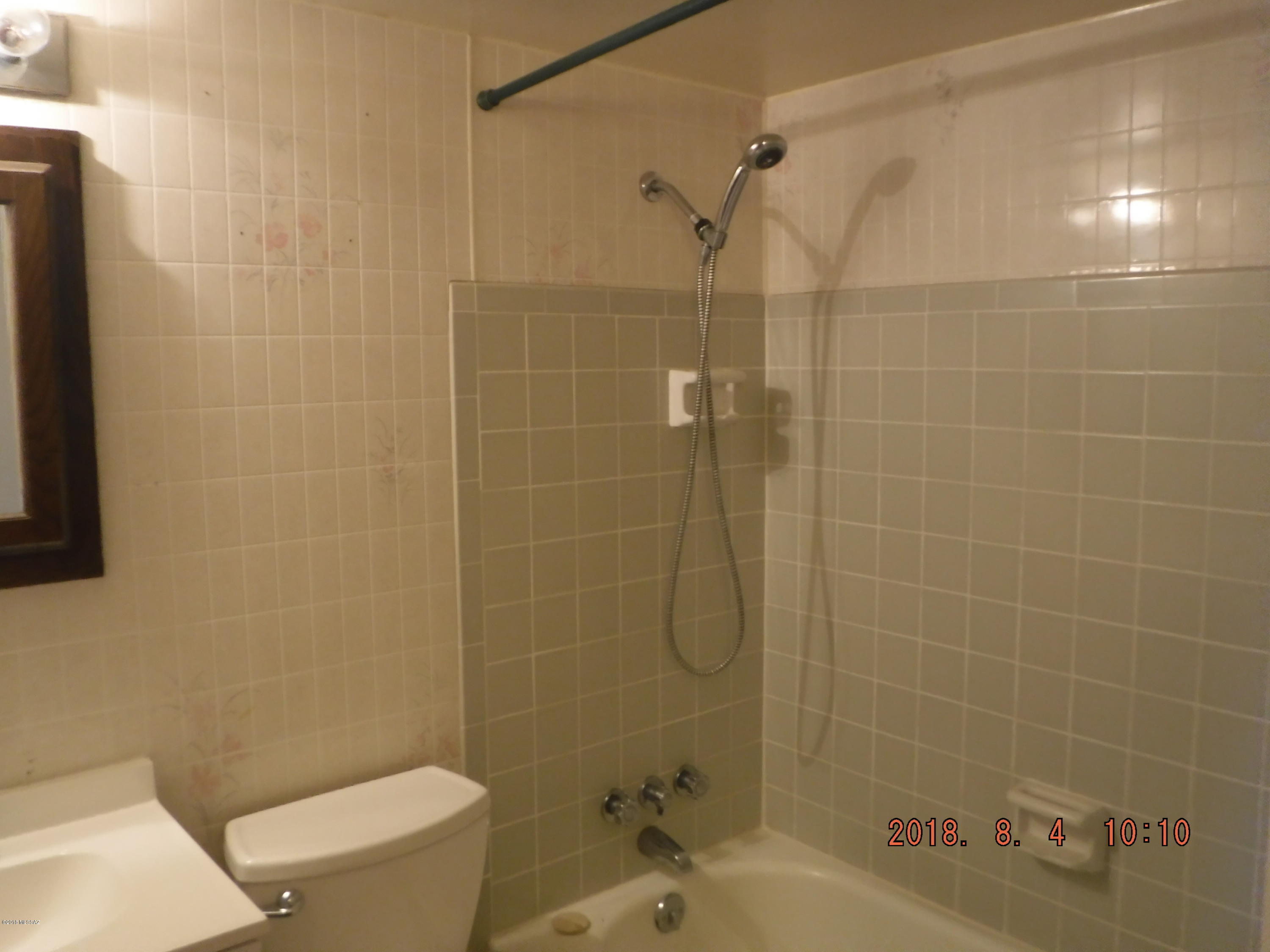 1911 West Camelot Road Tucson, AZ 85713 - Photo 17 of 40 Gallery Image 17