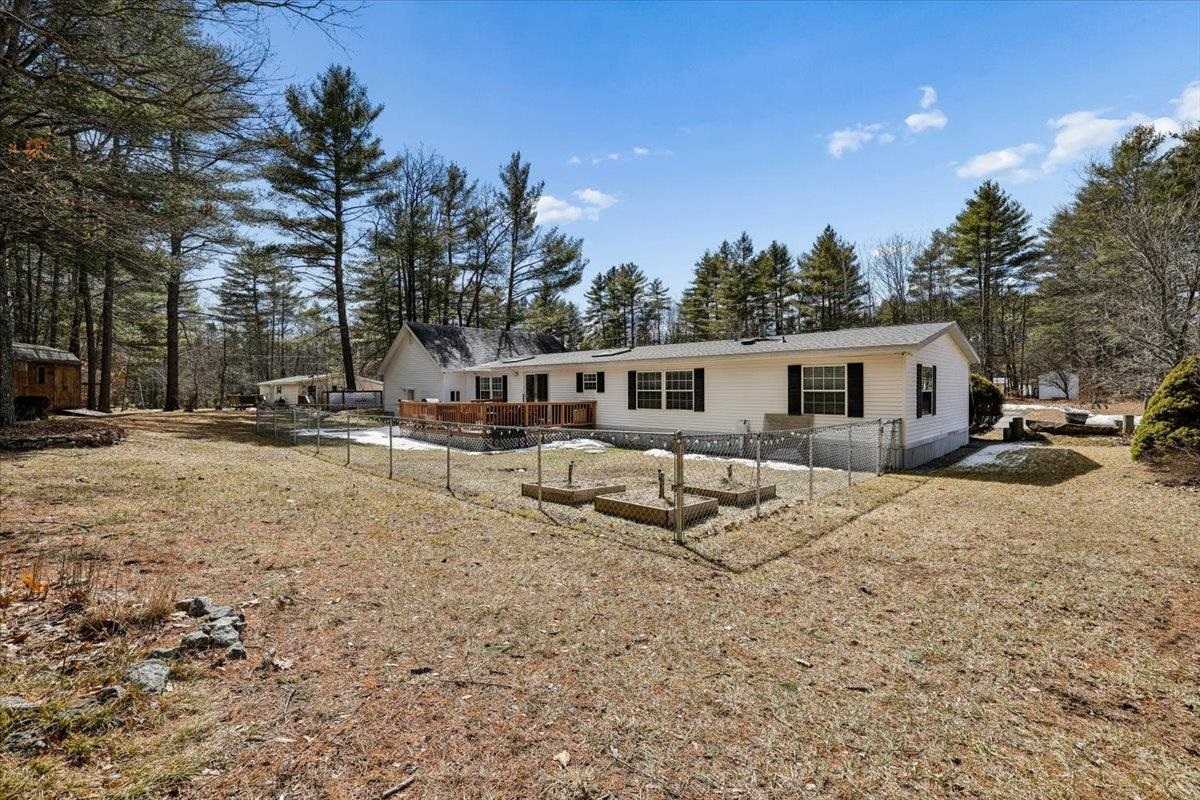 18 Stacey Drive Hopkinton, NH 03229 - Photo 5 of 37