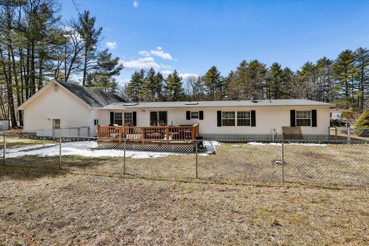 18 Stacey Drive Hopkinton, NH 03229 - Photo 6 of 37