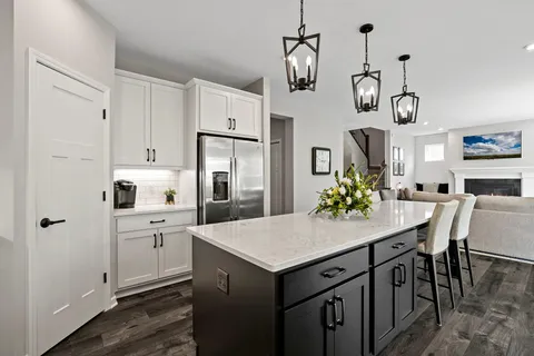$765,000 | 107 Maple Terrace, Waconia, MN 55387