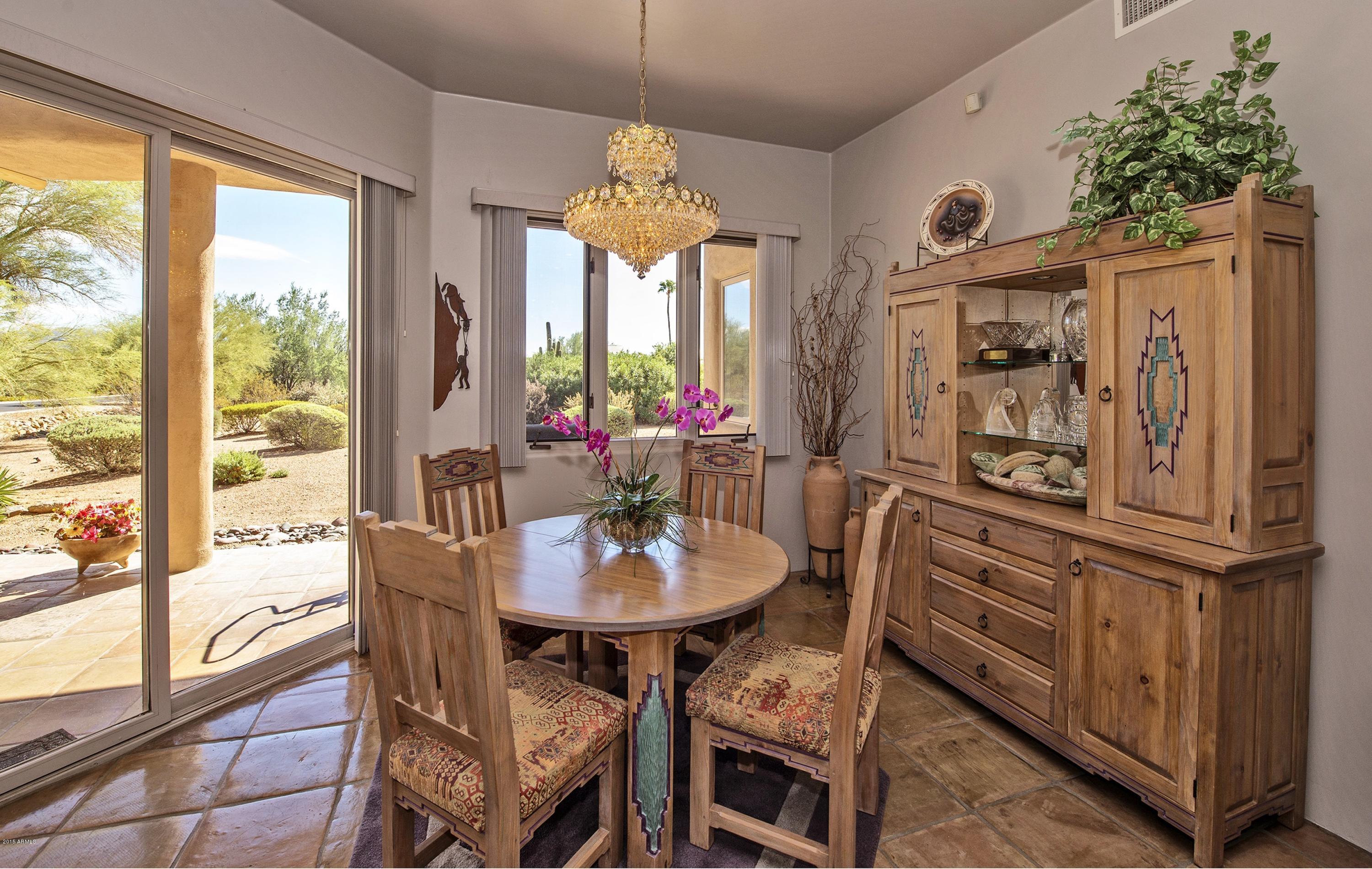 26901 North Aguila Road Rio Verde, AZ 85263 - Photo 5 of 19 005_Dining