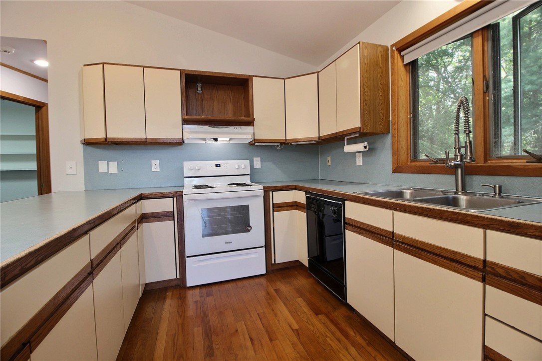 130 Woodville Road Hopkinton, RI 02832 - Photo 17 of 41